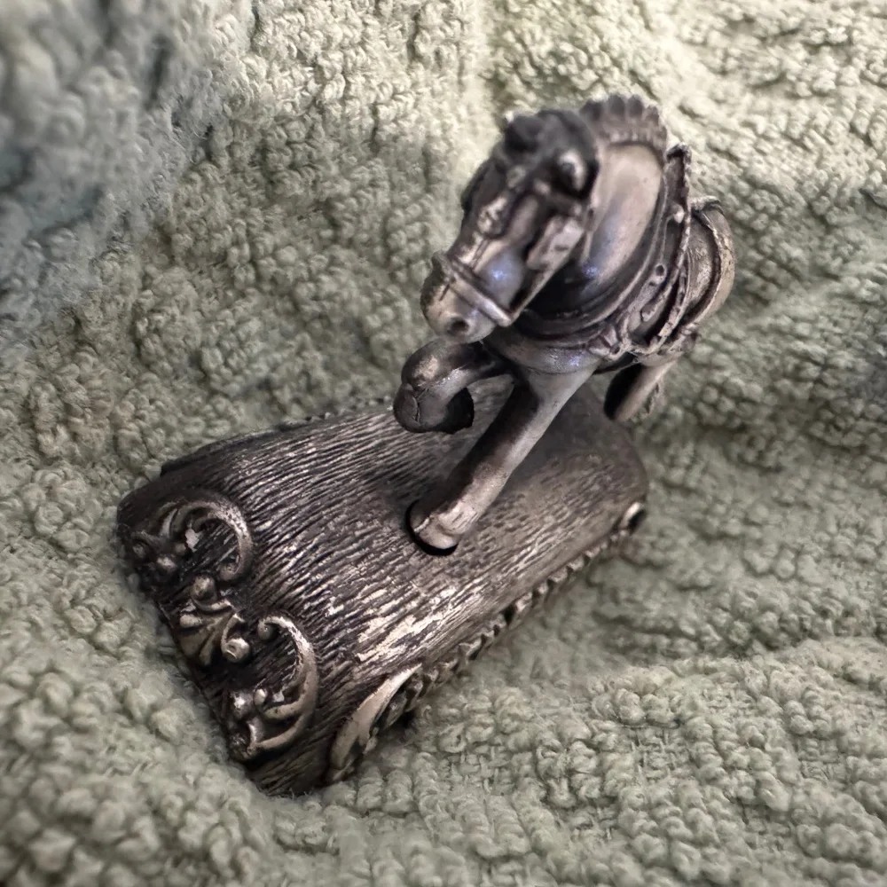 Clydesdale Horse souvenir Busch Gardens  pewter  figurine - Picture 2 of 6